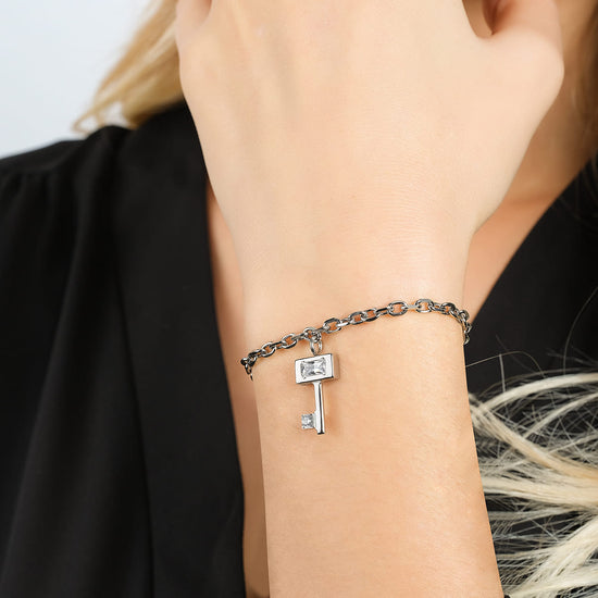 PULSERA DE ACERO PARA MUJER CON CRISTALES BLANCOS