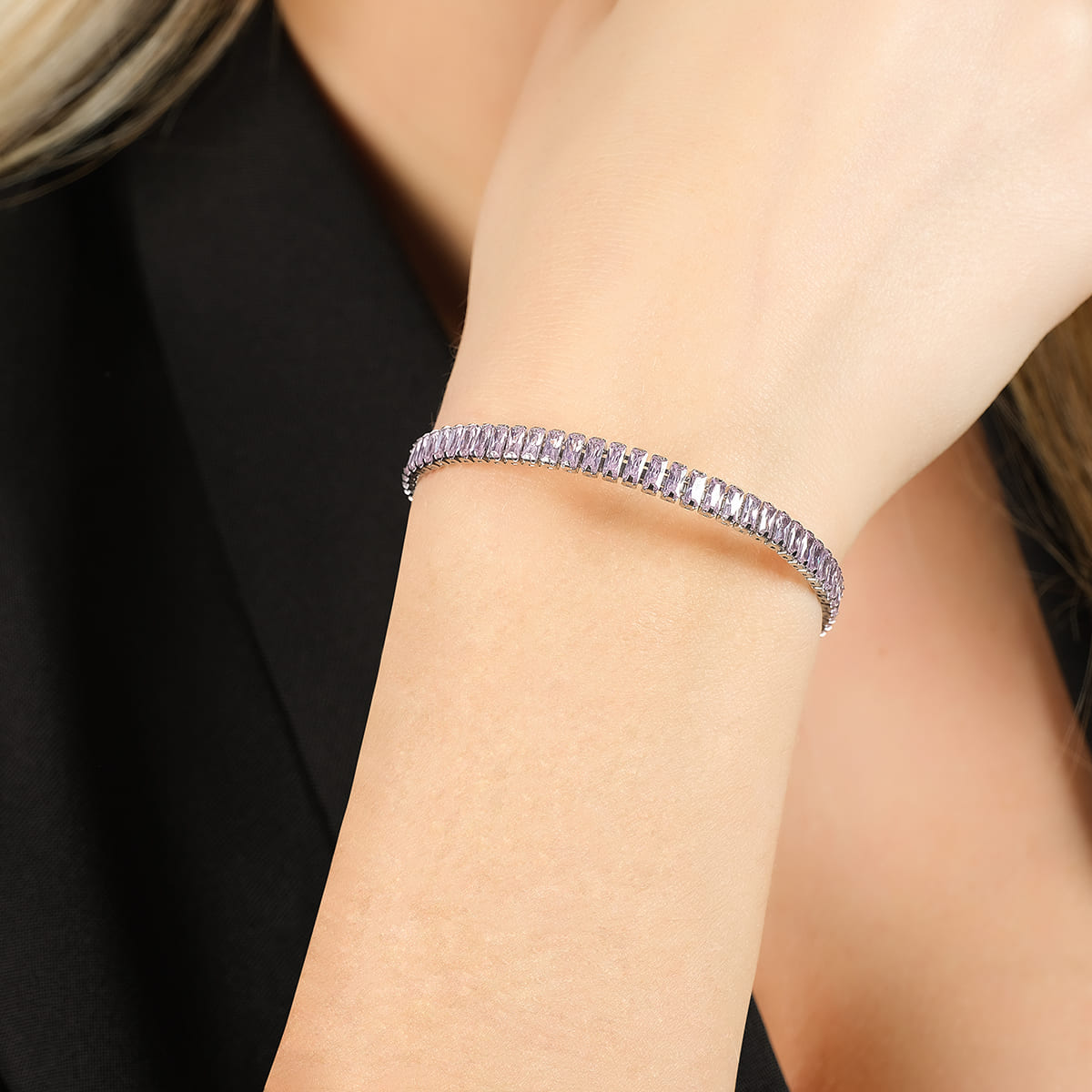PULSERA DE ACERO PARA MUJER CON CRISTALES ROSAS