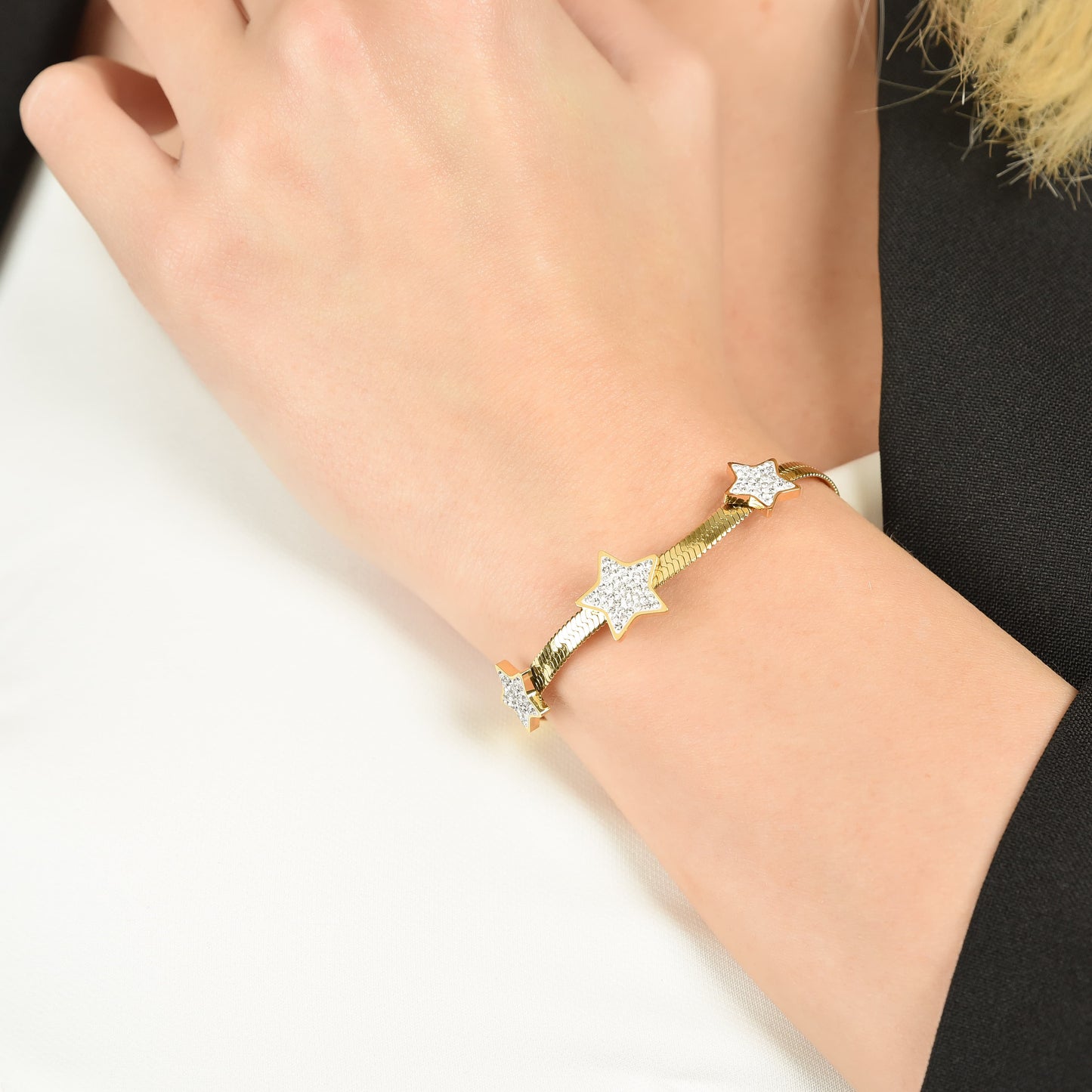 SERPIENTE IP ORO ACERO PULSERA DE MUJER CON ESTRELLAS CON CRISTALES BLANCOS