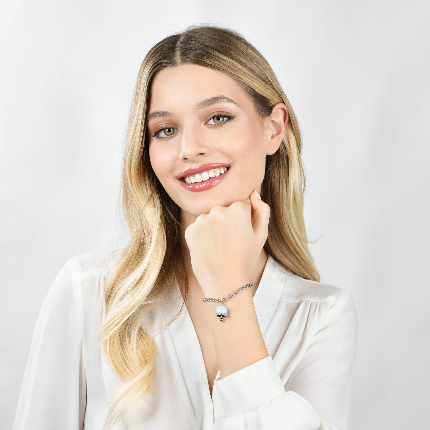 PULSERA DE ACERO PARA MUJER CON CAMPANA DE ESMALTE TURQUESA Y CRISTALES