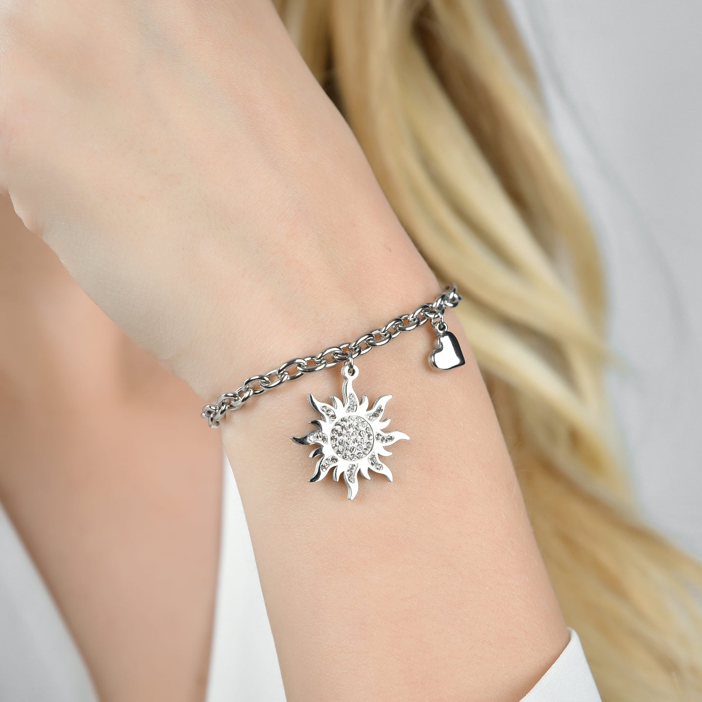 BRAZALETE DE ACERO PARA MUJER CON CRISTALES BLANCOS