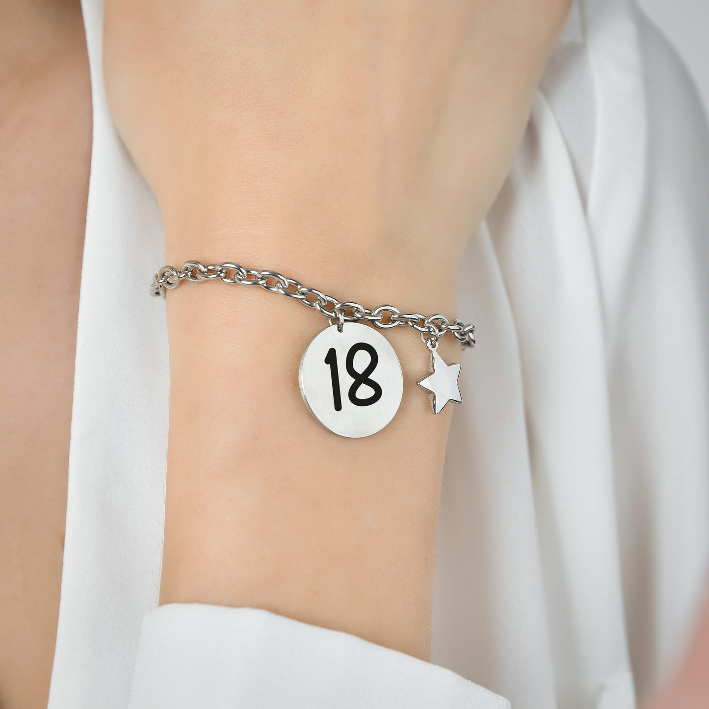 BRAZALETE DE ACERO 18 PARA MUJER LO MEJOR ESTÁ POR LLEGAR