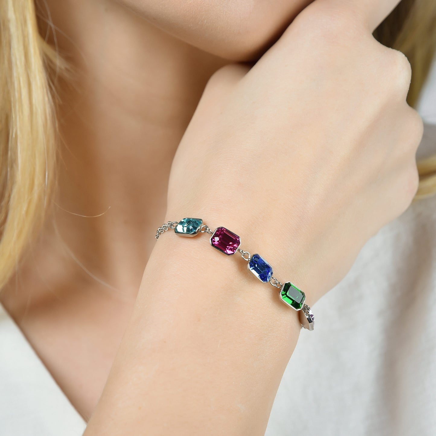 PULSERA DE ACERO PARA MUJER CON CRISTALES MULTICOLOR