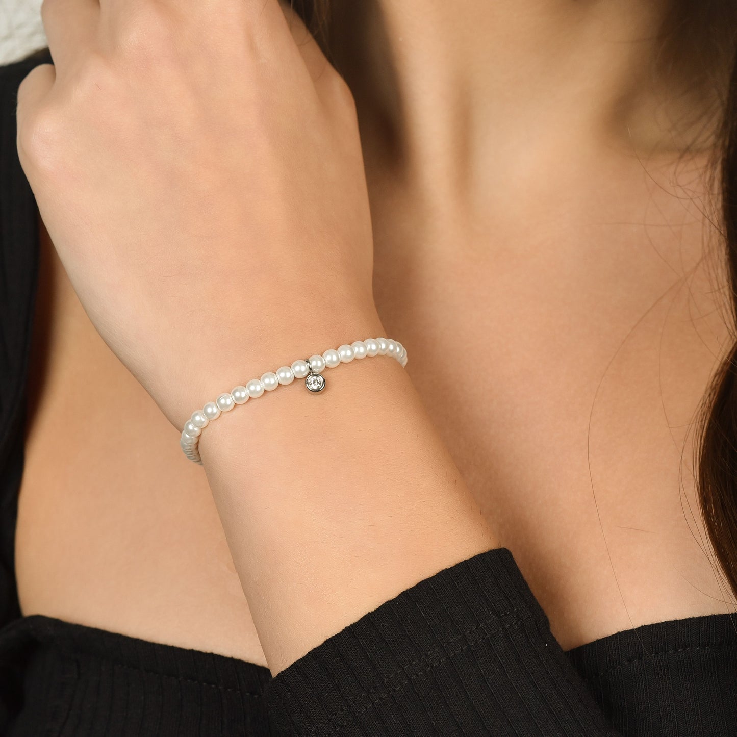 PULSERA DE ACERO PARA MUJER CON PERLAS CON CRISTAL BLANCO