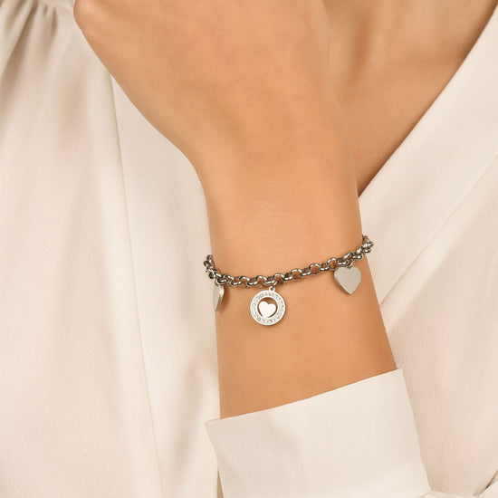 IP PULSERA DE ACERO DORADO PARA MUJER CON CORAZONES Y CRISTALES BLANCOS