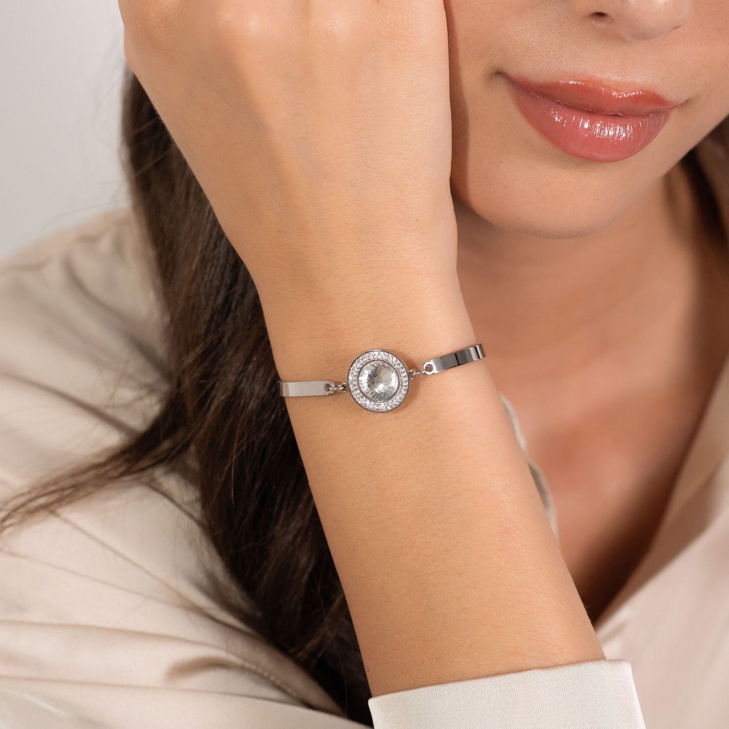 BRAZALETE DE ACERO PARA MUJER ELEMENTO DE CRISTAL BLANCO
