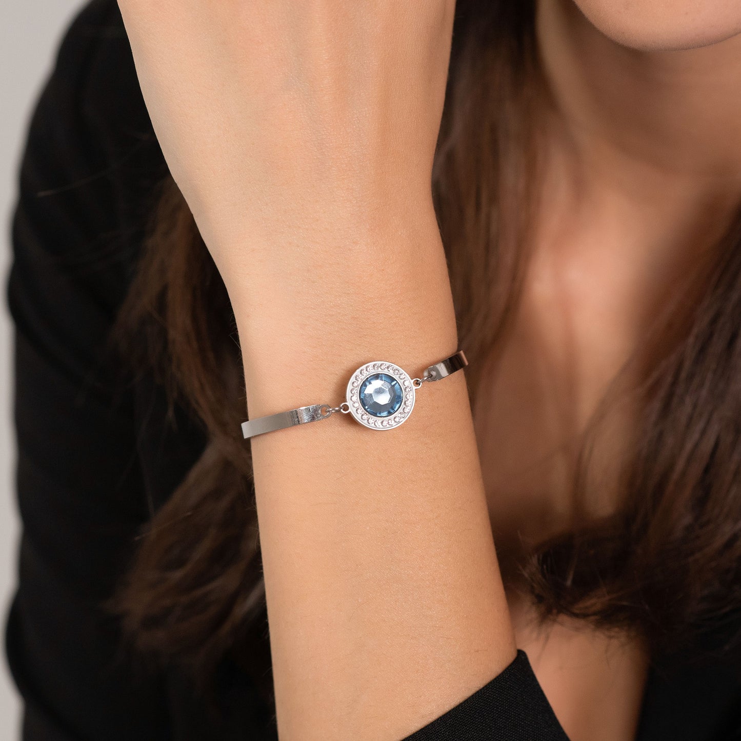 PULSERA DE ACERO PARA MUJER ELEMENTO DE CRISTAL AGUAMARINA Y CRISTALES BLANCOS