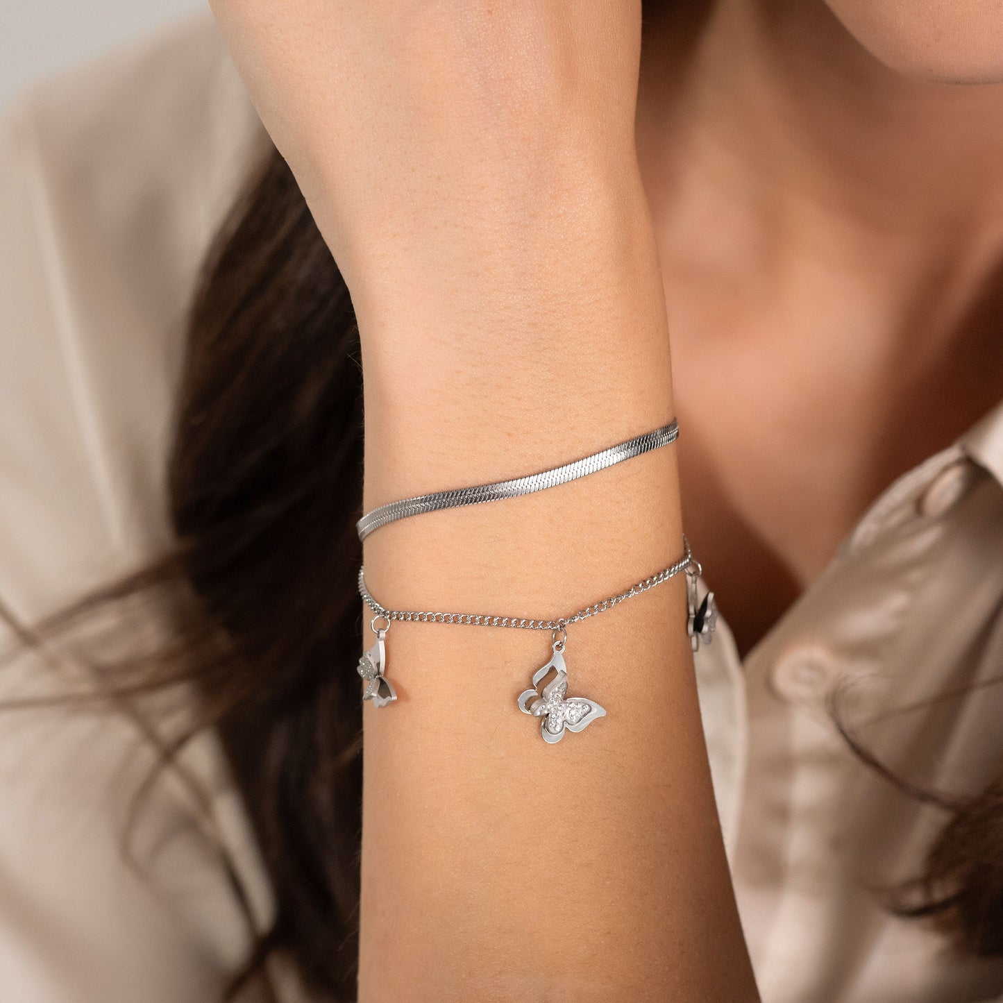 PULSERA MARIPOSA DE ACERO PARA MUJER CON CRISTALES BLANCOS