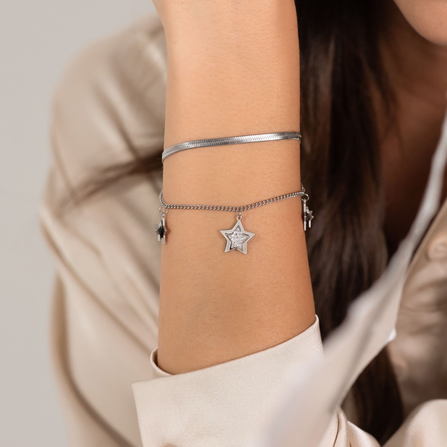 BRAZALETE ESTRELLA DE ACERO PARA MUJER CON CRISTALES BLANCOS