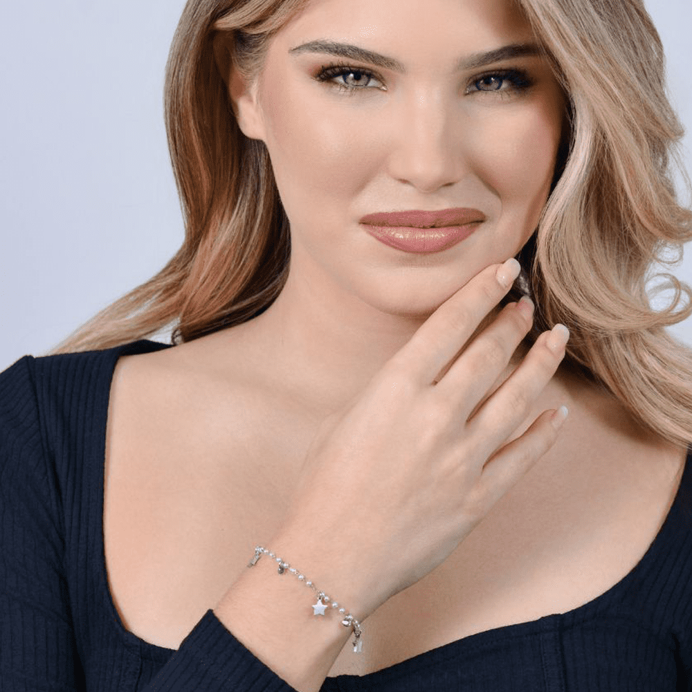 MUJER PULSERA DE PERLAS DE ACERO CON ESTRELLAS