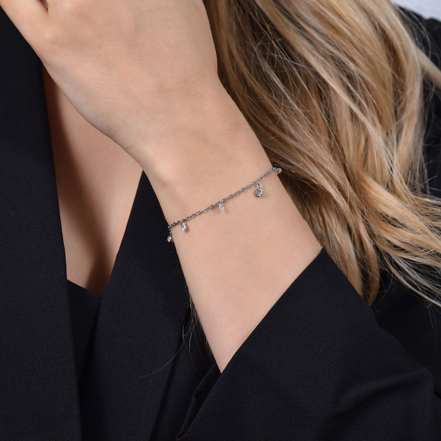 BRAZALETE DE ACERO CRISTAL BLANCO PARA MUJER