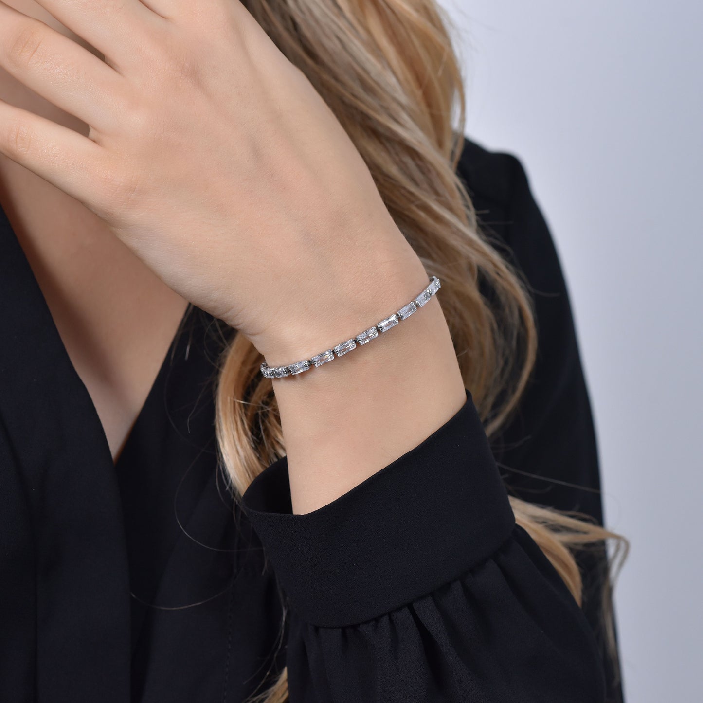 PULSERA DE TENIS CON CIRCONITA BAGUETTE BLANCA