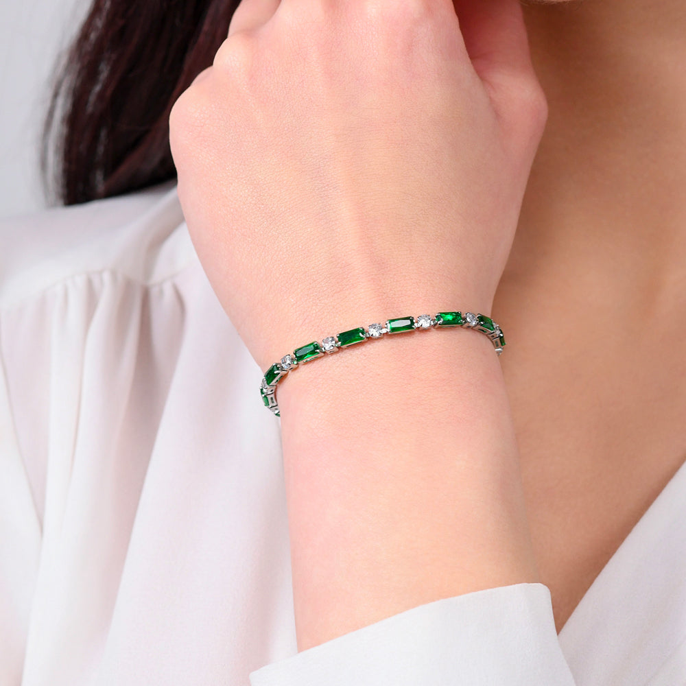 PULSERA DE TENIS DE MUJER DE ACERO CON CIRCONITA CÚBICA VERDE