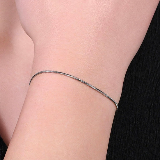 BRAZALETE DE ACERO PARA MUJER