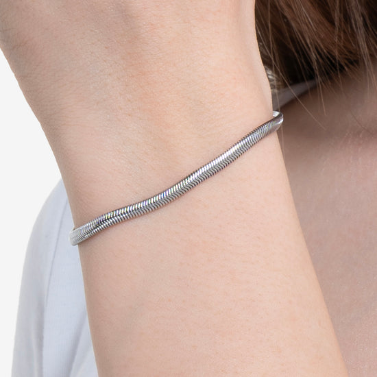 BRAZALETE DE ACERO PARA MUJER