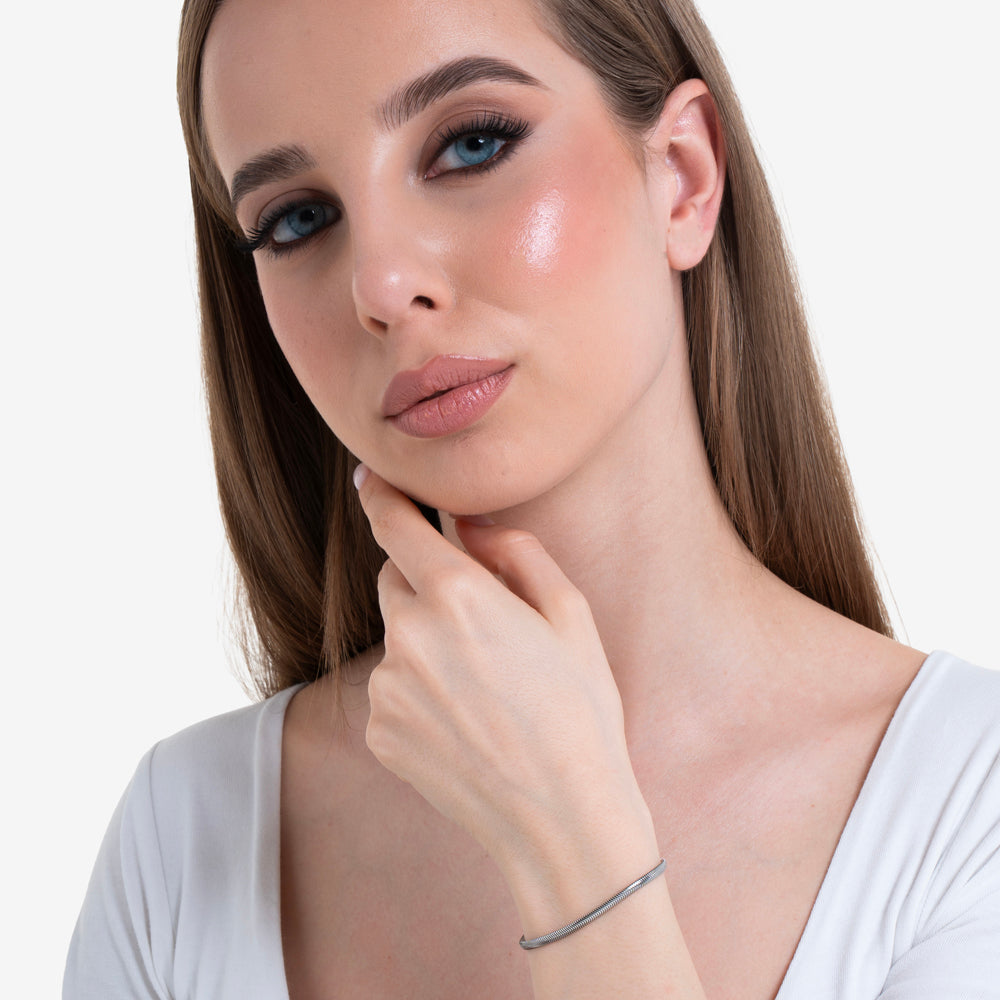 BRAZALETE DE ACERO PARA MUJER