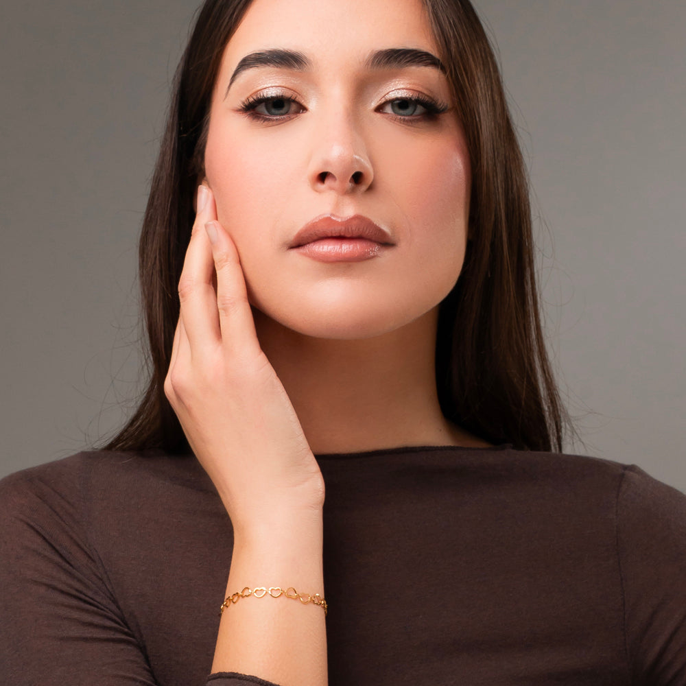 IP PULSERA DE ACERO DORADO PARA MUJER CON CORAZONES