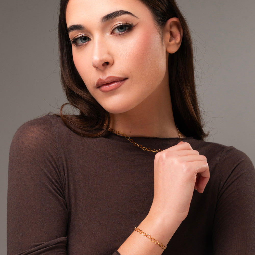 IP PULSERA DE ACERO DORADO PARA MUJER CON CORAZONES