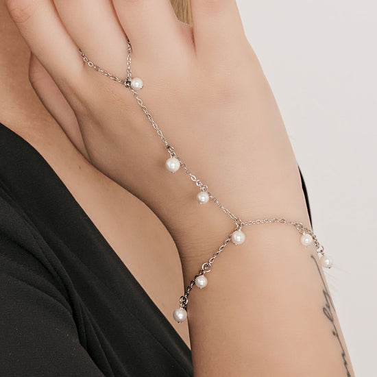 PULSERA DE ACERO PARA MUJER CON PERLAS BLANCAS