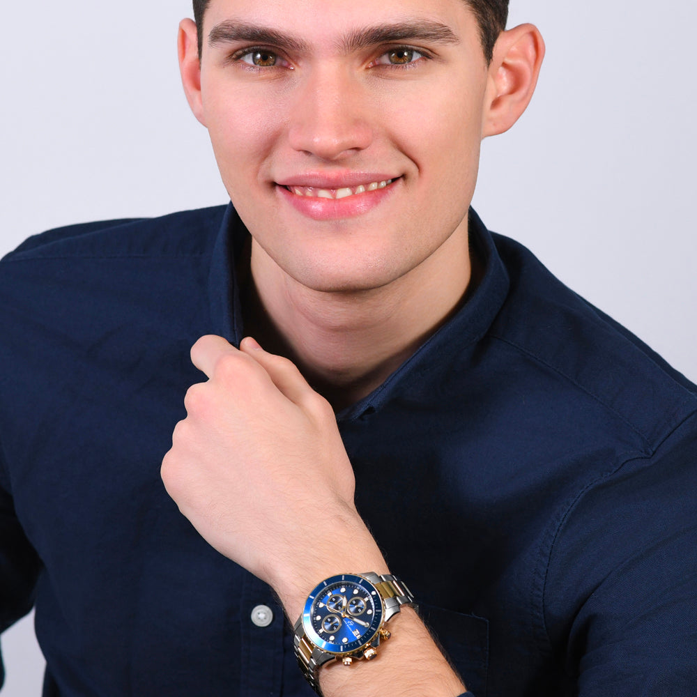 RELOJ DE CABALLERO DE ACERO Y ORO IP CON ESFERA AZUL