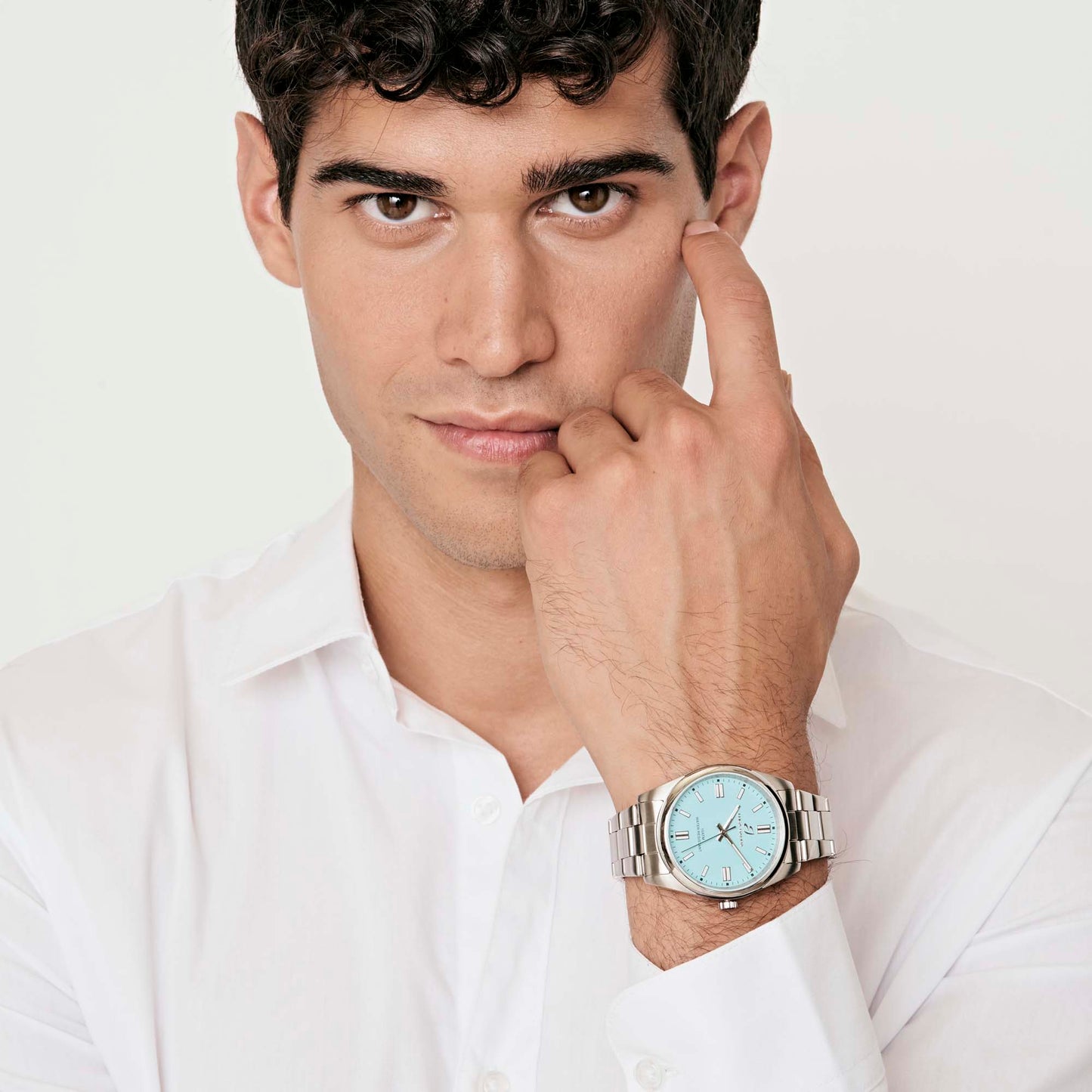 RELOJ DE ACERO CON ESFERA AZUL