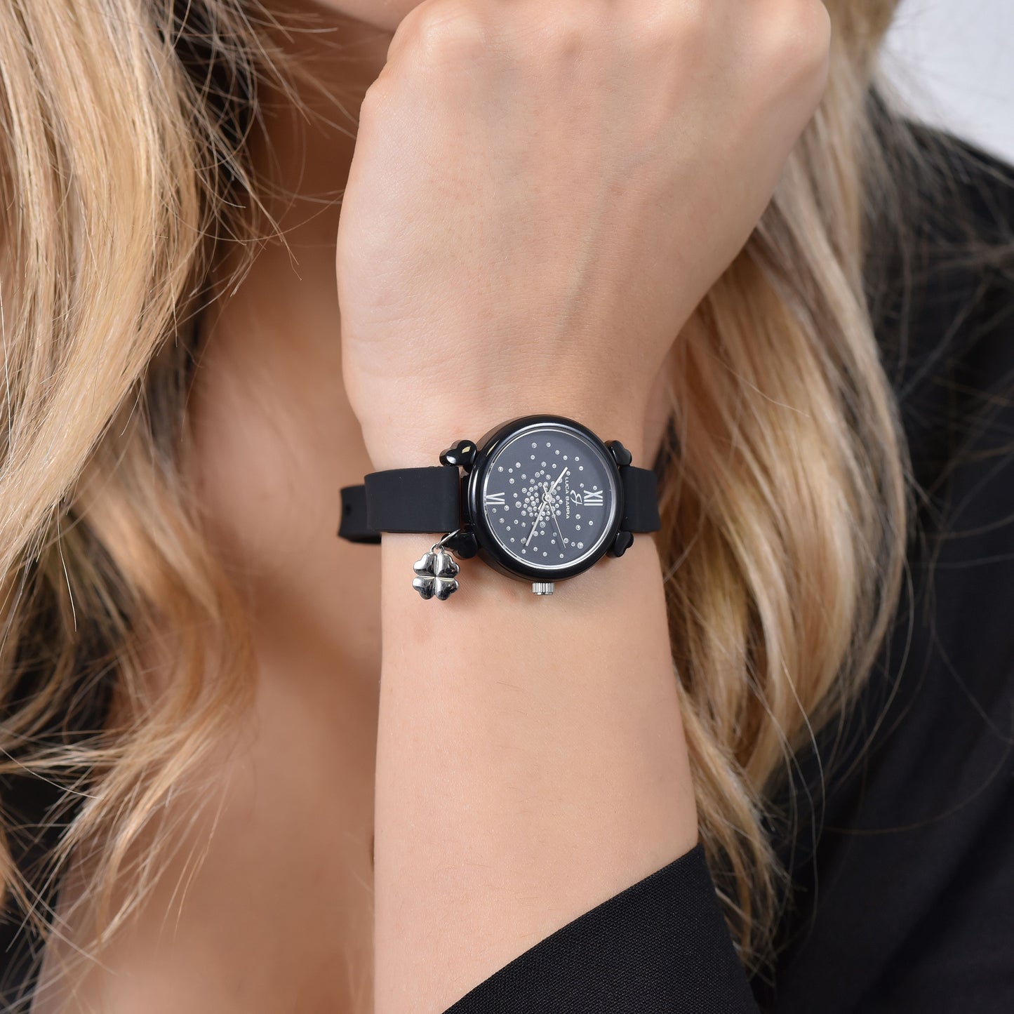 RELOJ DE MUJER EN SILICONA NEGRA Y CRISTALES BLANCOS