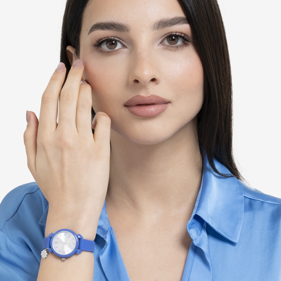 Carica immagine nella Galleria OROLOGIO DONNA BLU CON CHARM QUADRIFOGLIO
