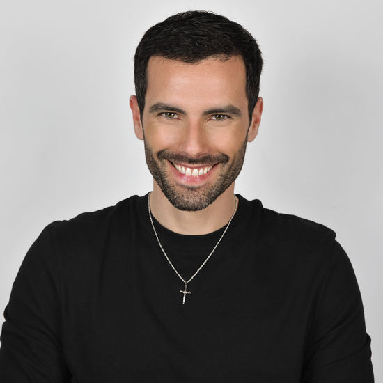 COLLAR DE ACERO PARA HOMBRE CON CRUCIFIJO