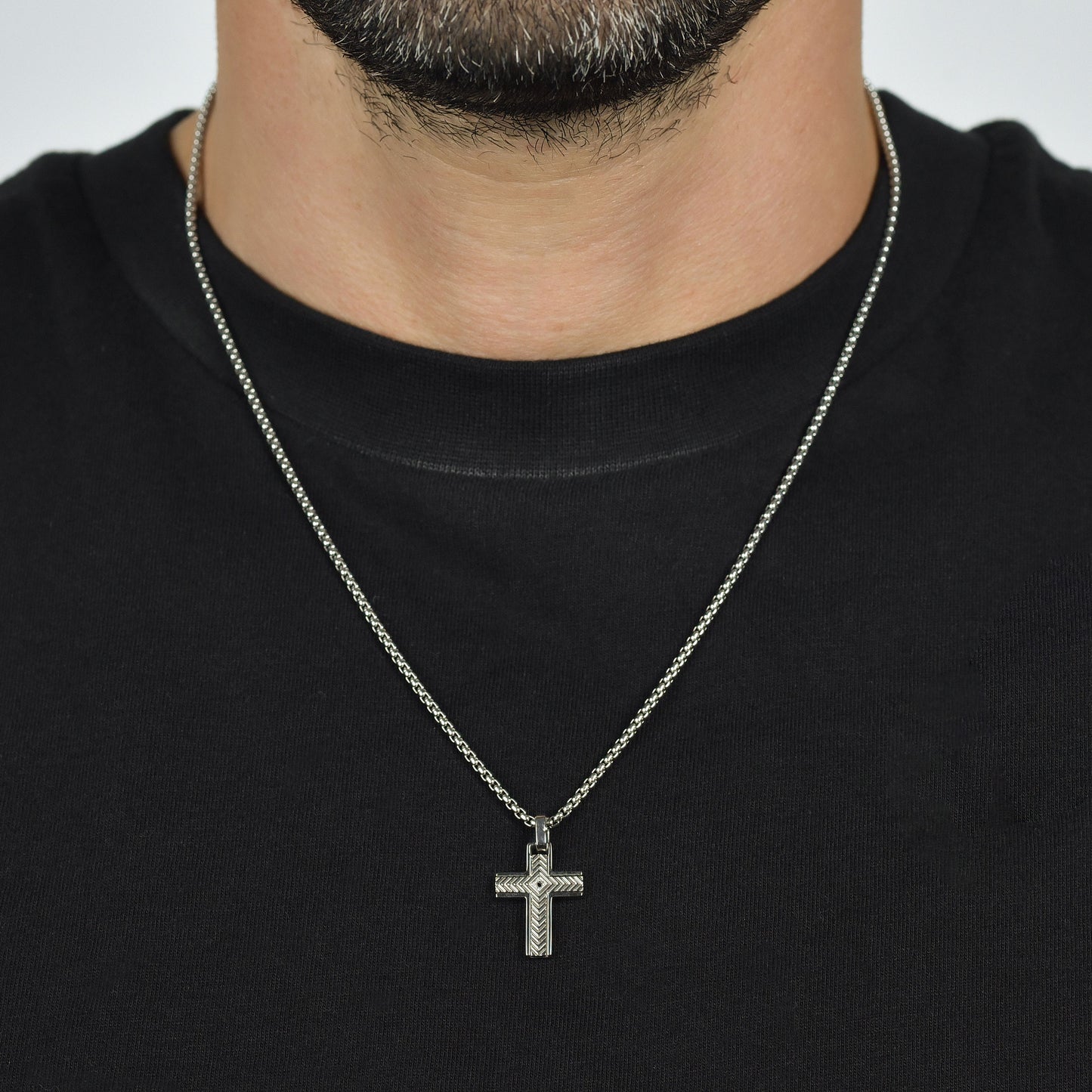 COLLAR DE ACERO PARA HOMBRES CON CRUZ