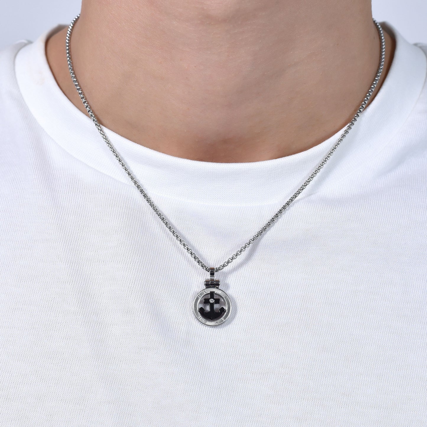 COLLAR HOMBRE ACERO ANCLA IP NEGRO