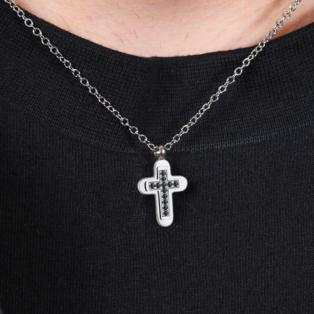 COLLAR DE HOMBRE CON CRUZ DE ACERO Y CIRCONITA NEGRA