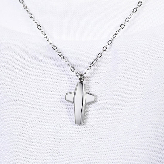 COLLAR DE ACERO PARA HOMBRES CON CRUZ