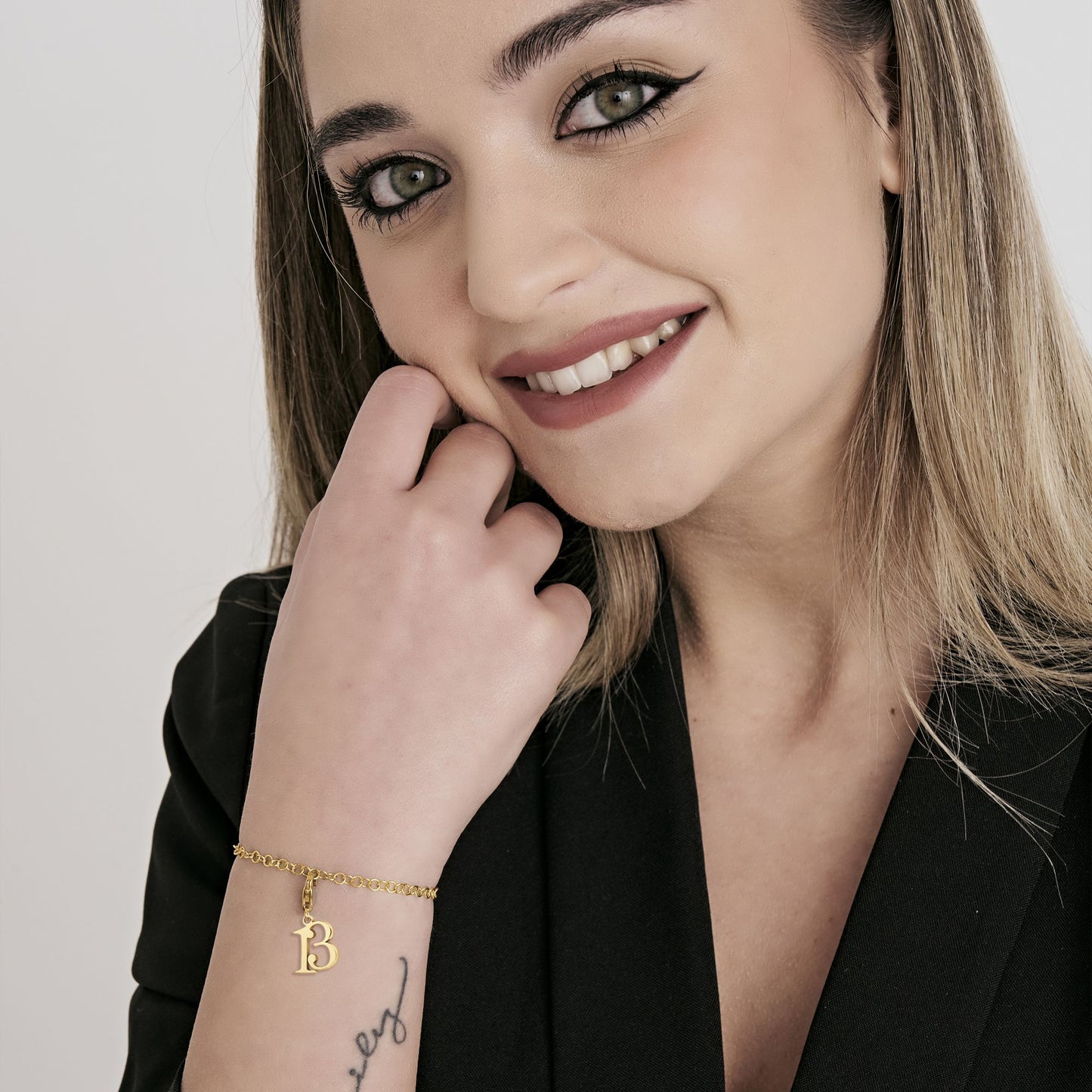 CHARM NÚMERO DE AMULETO 13 EN ACERO