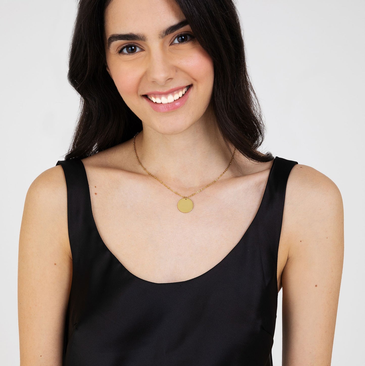 COLLAR DE ACERO DORADO PARA MUJER