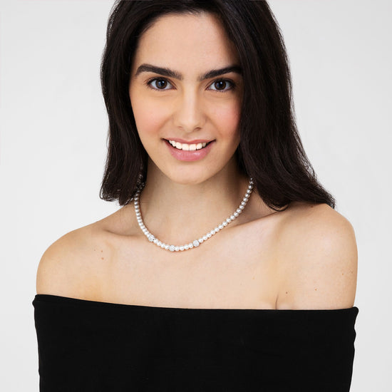 COLLAR DE PERLAS DE MUJER CON CRISTALES BLANCOS