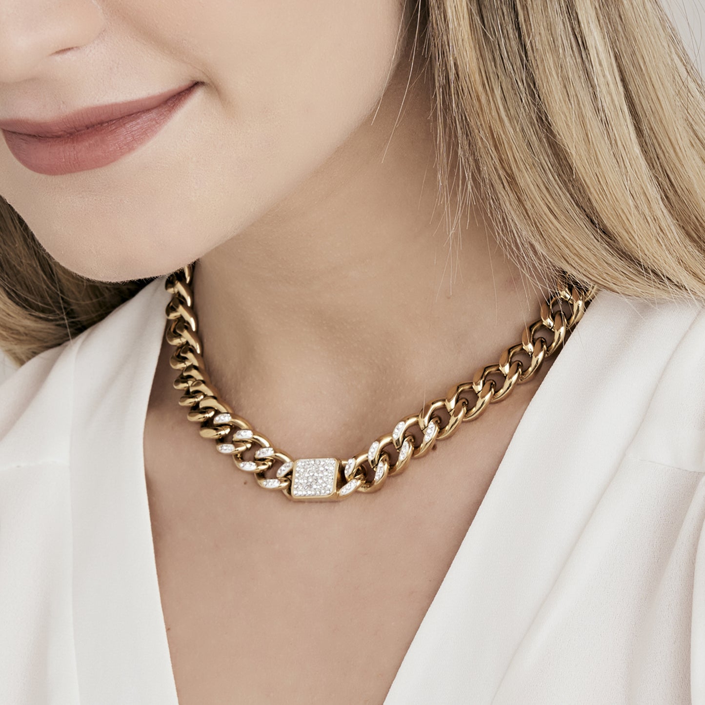 IP COLLAR DE ACERO DORADO PARA MUJER CON COLGANTES DE CRISTAL BLANCO Y CADENA DE ESLABONES