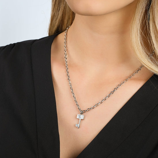 COLLAR DE ACERO PARA MUJER CON LLAVE CON CRISTALES BLANCOS