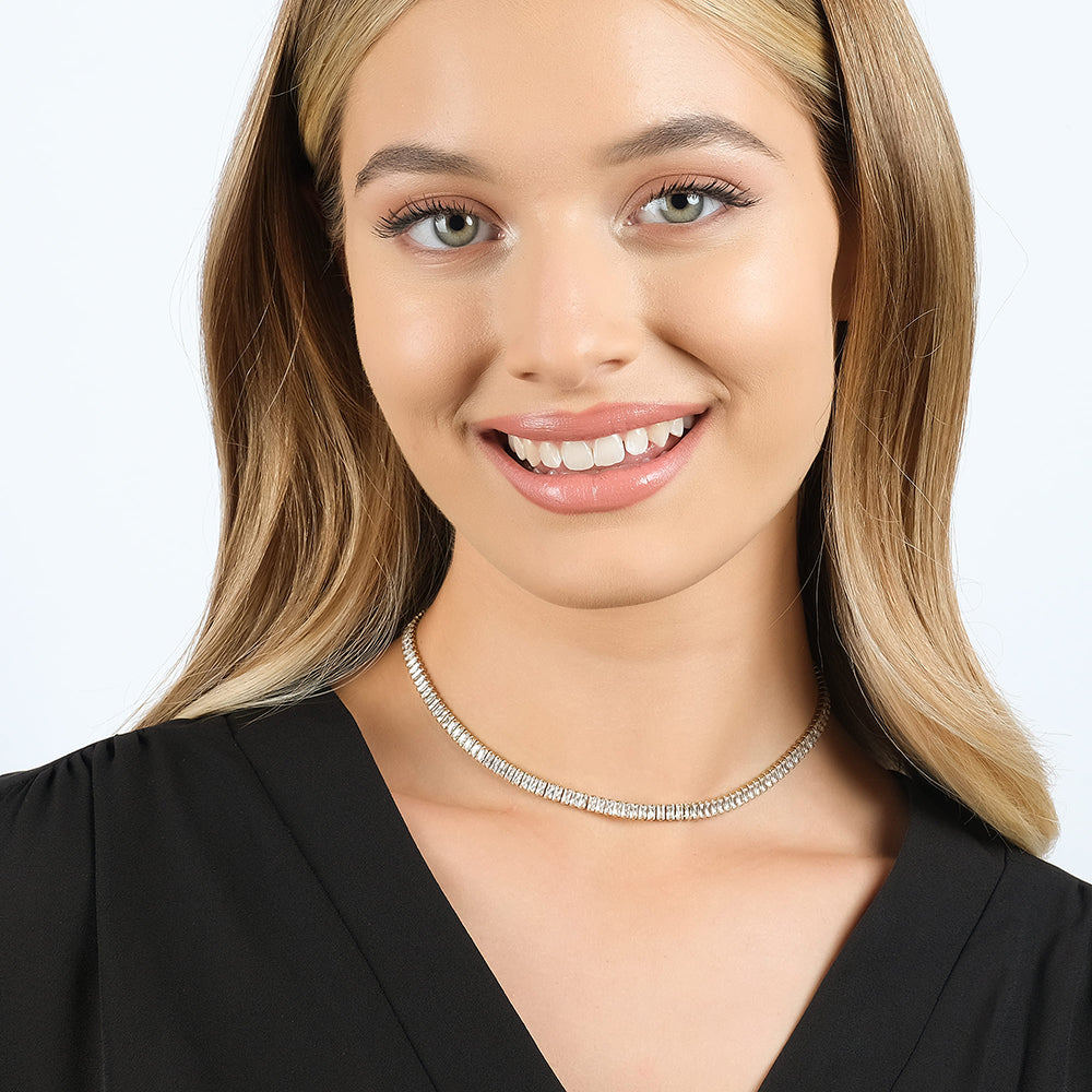 COLLAR DE ACERO PARA MUJERES CON CRISTALES BAGUETTE BLANCOS