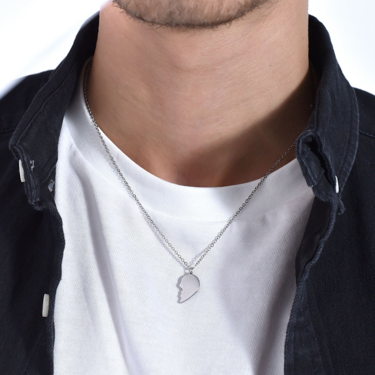 COLLAR DE PAREJA DE ACERO CON CORAZÓN