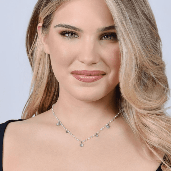 COLLAR DE PERLAS DE ACERO CON ESTRELLAS