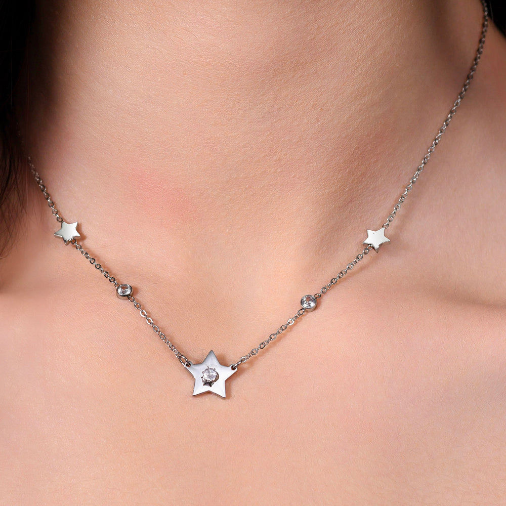 COLLAR DE ACERO CON ESTRELLAS Y CIRCONITAS PARA MUJER