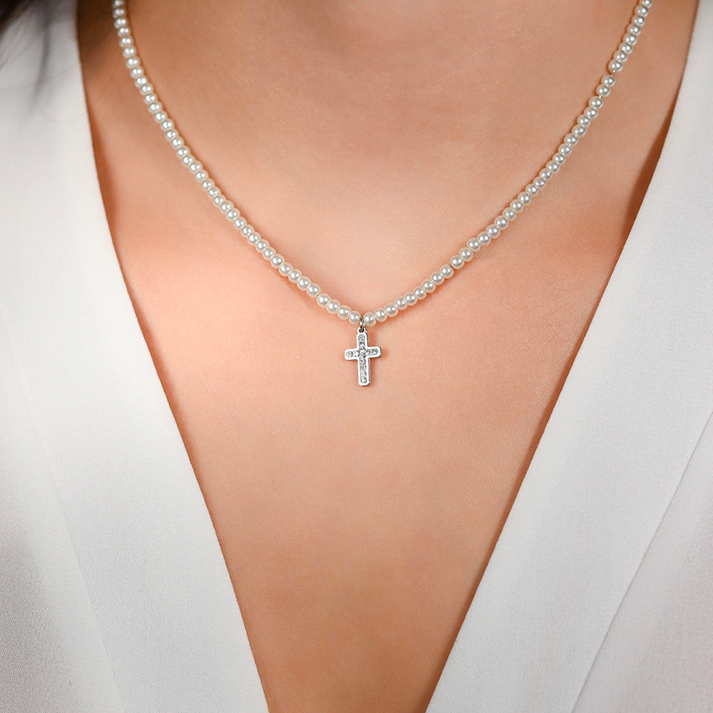 COLLAR DE PERLAS Y CRUCES DE ACERO