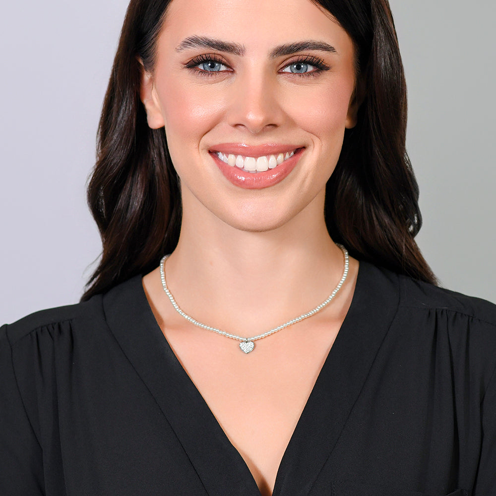 COLLAR DE PERLAS Y CORAZONES DE ACERO