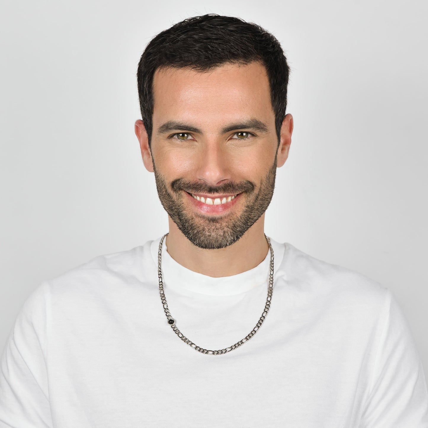 COLLAR DE HOMBRE DE ACERO CON AGATA NEGRA