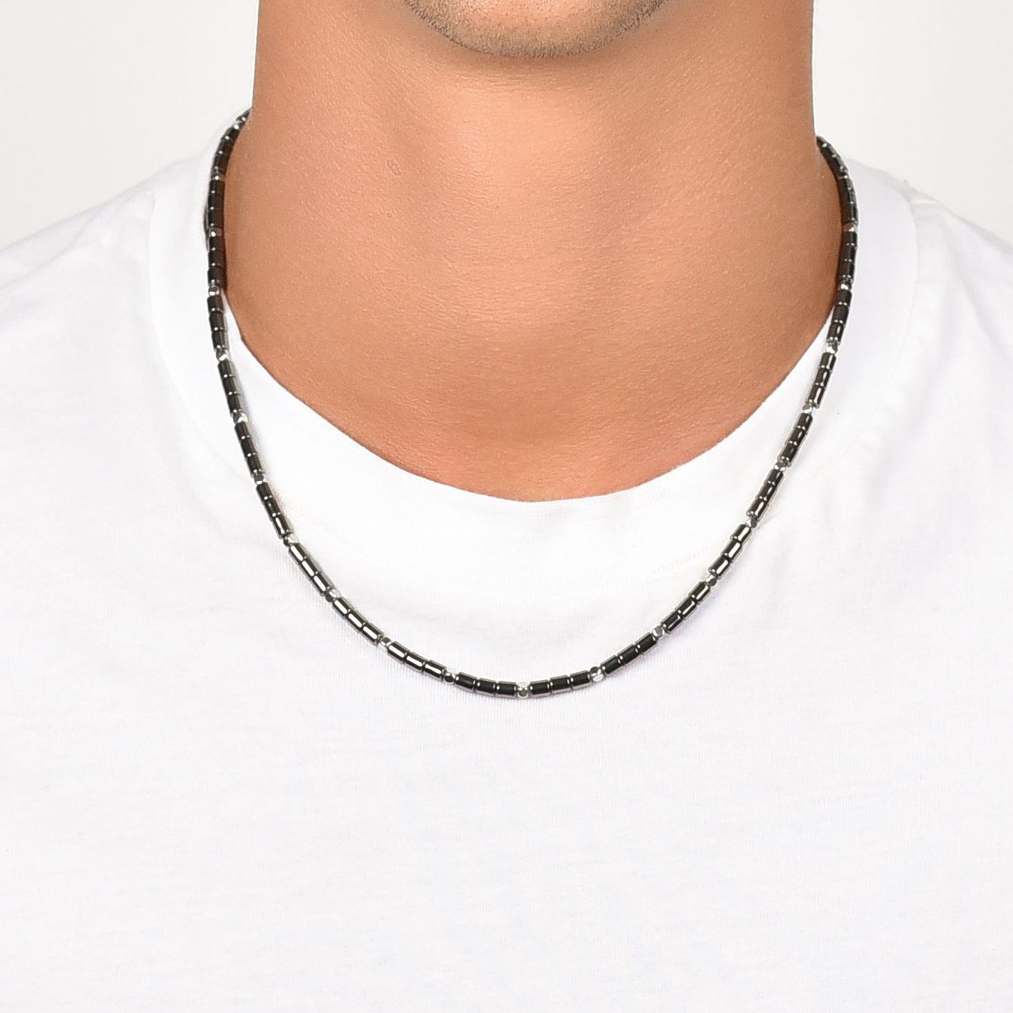 COLLAR DE HOMBRE DE ACERO CON IP ARMA HEMATITA Y PLATA