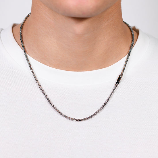 COLLAR DE HOMBRE ELEMENTO DE ACERO IP NEGRO