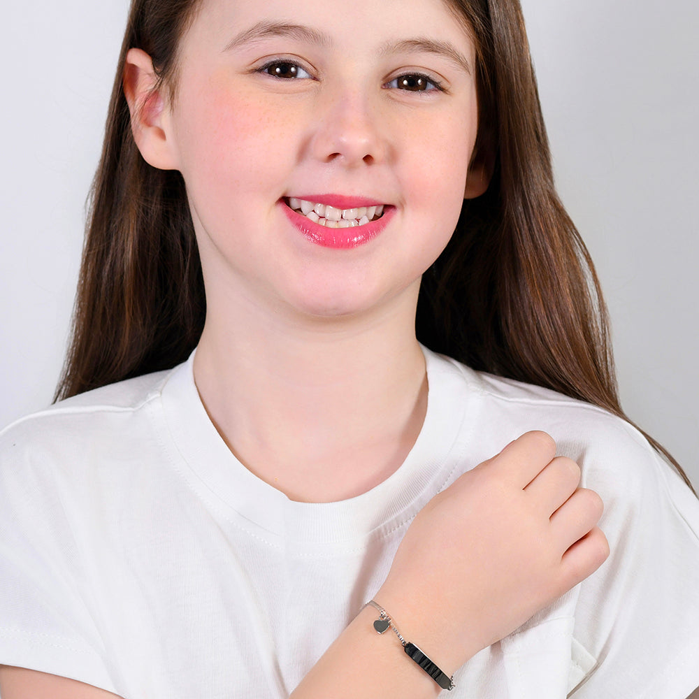 PULSERA DE ACERO CORAZONES Y CHAPA CHICA