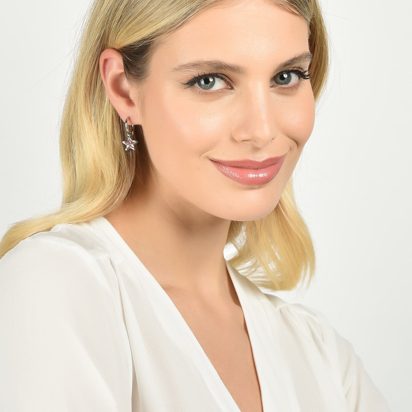 PENDIENTES DE ACERO PARA MUJER CON ESTRELLA ROSA PUNTOS DE LUZ