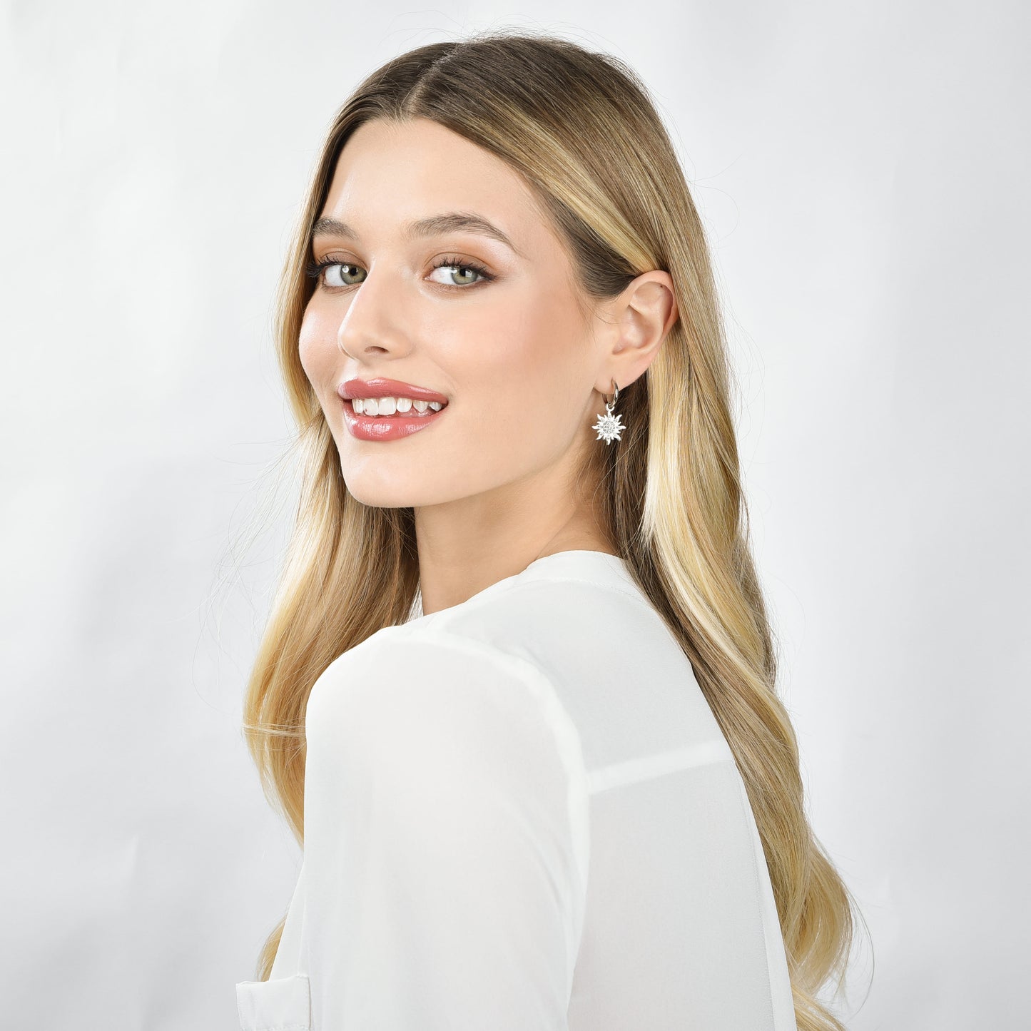 PENDIENTES SOL DE ACERO PARA MUJER CON CRISTALES BLANCOS