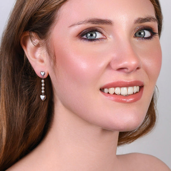 ORECCHINI DONNA IN ACCIAIO E PERLE BIANCHE CON CUORE